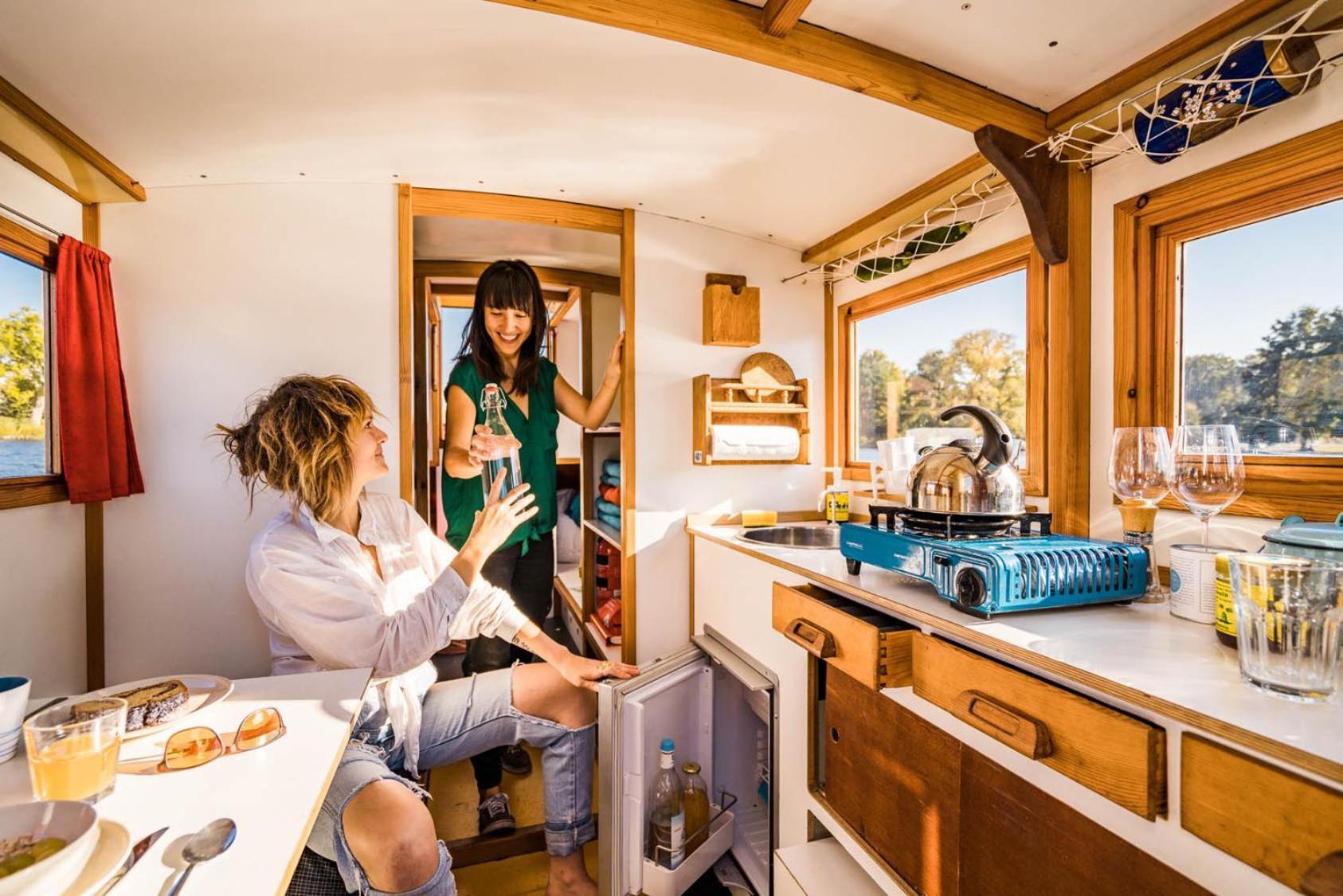 Hausboot Tour Mit Der Wasserkutsche - Fuehrerscheinfrei Berlin